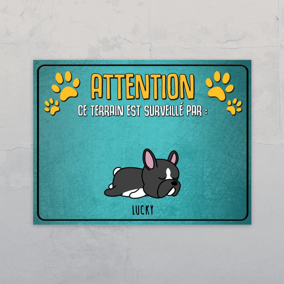 Surveillé par des chiens - Plaque de jardin personnalisée