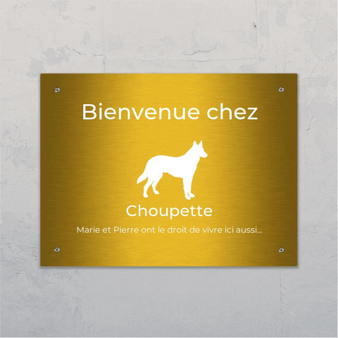 Bienvenue chez - Plaque de porte personnalisée - Featured Image