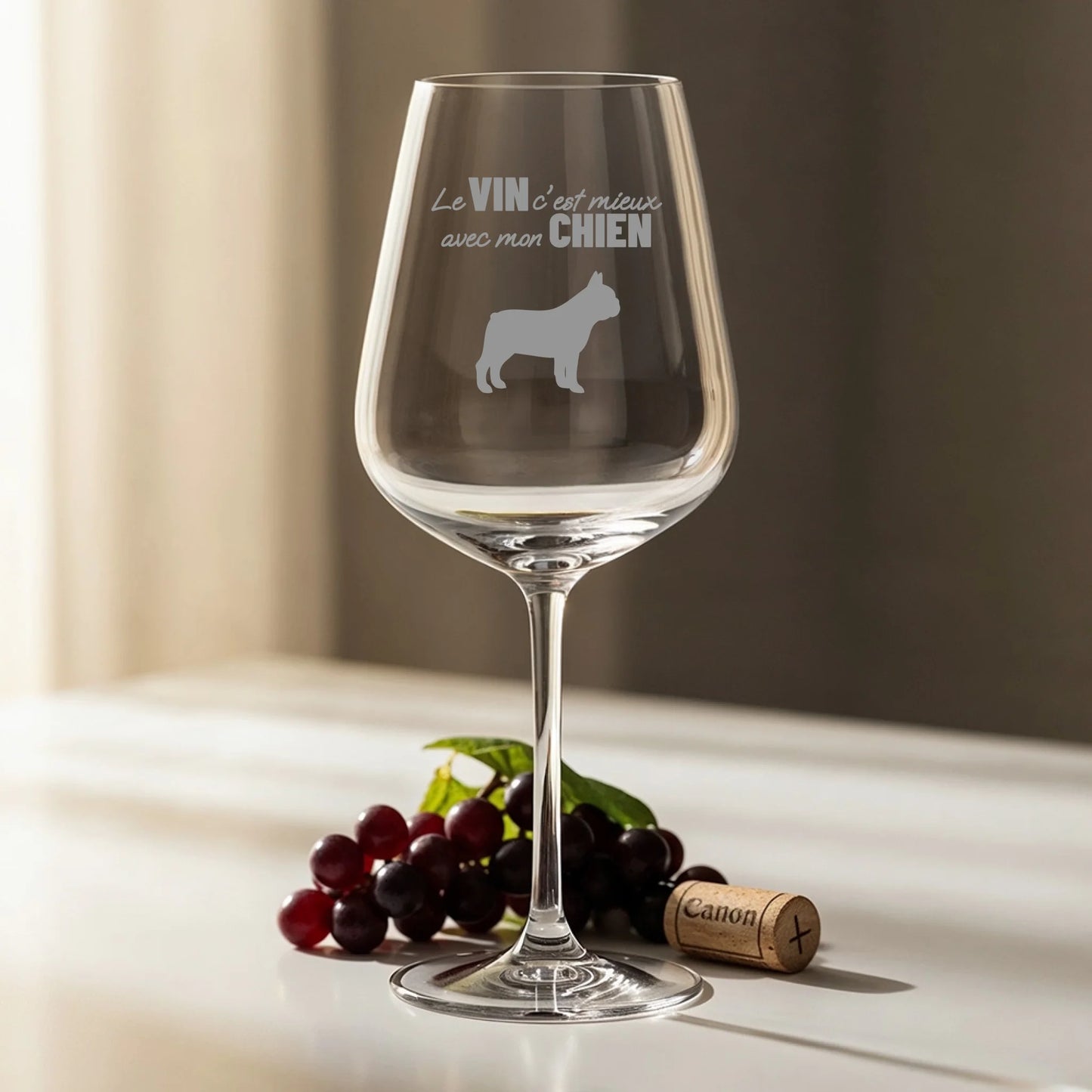 Le vin c'est mieux avec mon chien - Verre à vin personnalisé